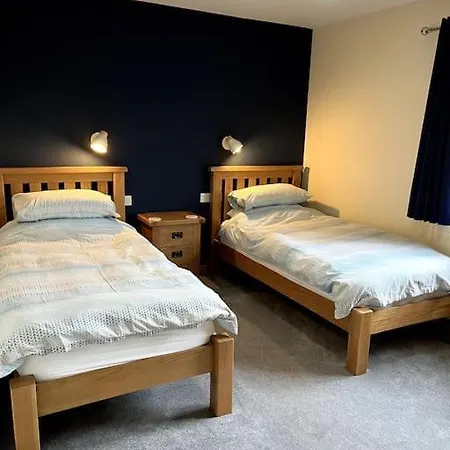 Aurora - Self Catering, Kirkwall, Quiet Location With Luxury Hot Tub Orkney Exterior photo