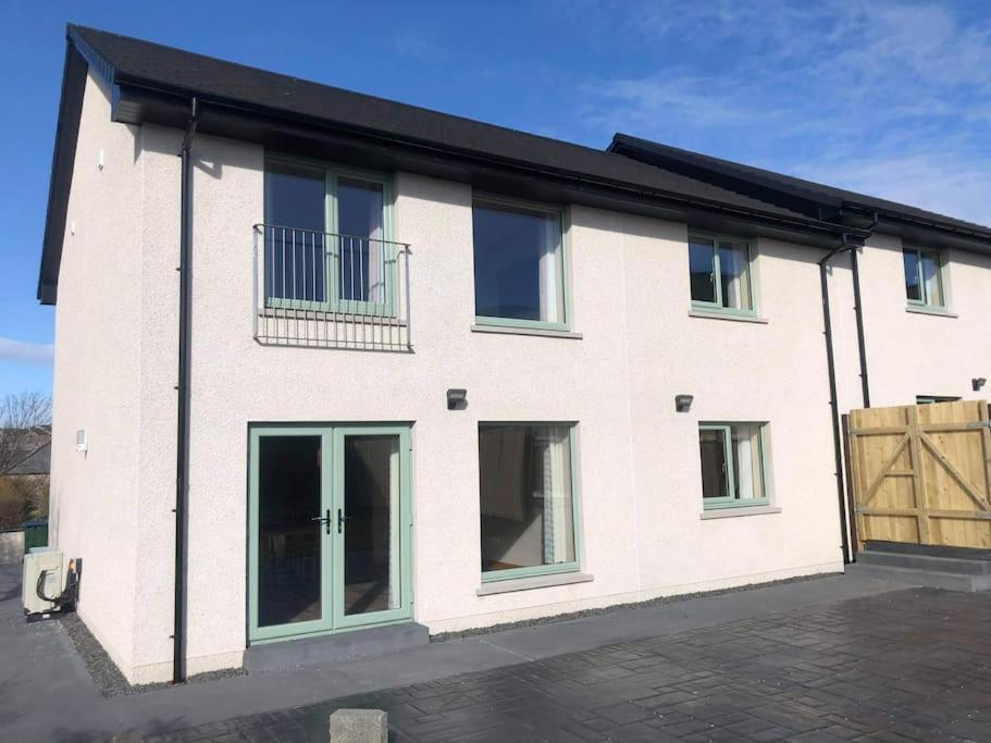 Aurora - Self Catering, Kirkwall, Quiet Location With Luxury Hot Tub *